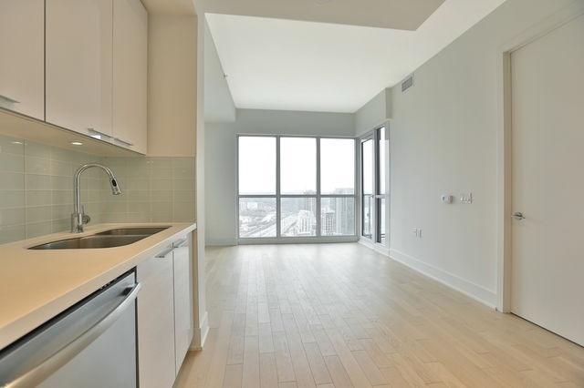 Lph 8 - 10 Park Lawn Rd, Condo with 1 bedrooms, 1 bathrooms and 1 parking in Toronto ON | Image 8