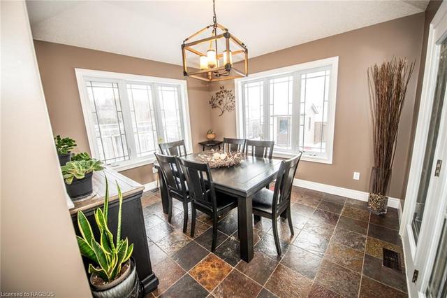 520 Wellington Street E, House detached with 5 bedrooms, 3 bathrooms and 4 parking in Wellington North ON | Image 5