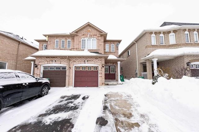 855 Rogerson Rd, House semidetached with 3 bedrooms, 4 bathrooms and 3 parking in Mississauga ON | Image 12