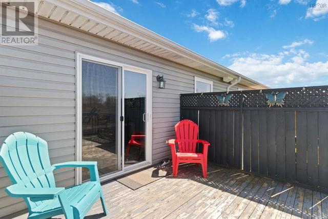 198 Payzant Drive, House semidetached with 3 bedrooms, 1 bathrooms and null parking in Windsor NS | Image 39