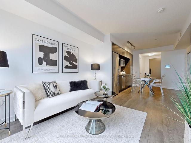 1502 - 10 York St, Condo with 1 bedrooms, 1 bathrooms and 0 parking in Toronto ON | Image 4