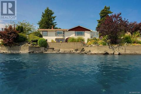 10655 Blue Heron Rd, North Saanich, BC, V8L5S6 | Card Image