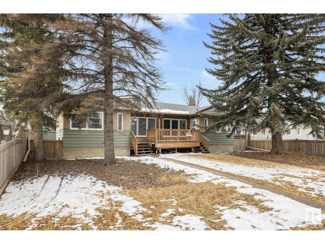 11112/11116 116 St Nw Nw, House attached with 2 bedrooms, 4 bathrooms and null parking in Edmonton AB | Image 4