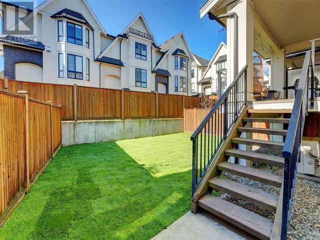 2863 Turnstyle Cres, House attached with 4 bedrooms, 4 bathrooms and 2 parking in Langford BC | Image 34