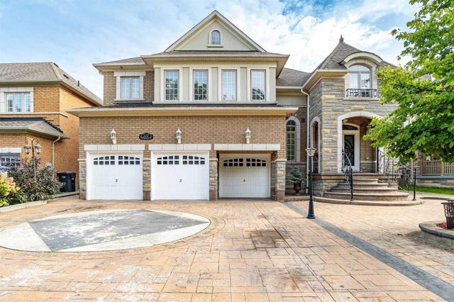 122 Valleycreek Dr, House detached with 4 bedrooms, 5 bathrooms and 7 parking in Brampton ON | Image 1