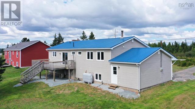 866 West Lawrencetown Road, House detached with 5 bedrooms, 2 bathrooms and null parking in Halifax NS | Image 35