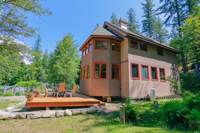 8496 B Procter East Road, House detached with 3 bedrooms, 2 bathrooms and null parking in Central Kootenay E BC | Image 41
