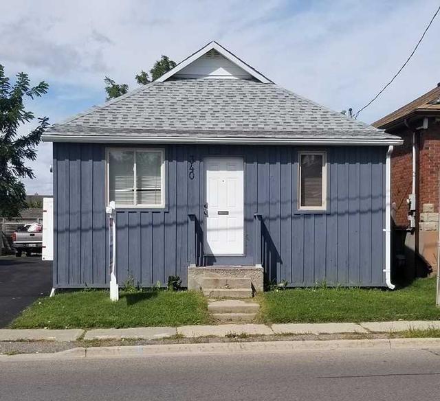 340 Olive Ave, House detached with 2 bedrooms, 1 bathrooms and 3 parking in Oshawa ON | Image 1