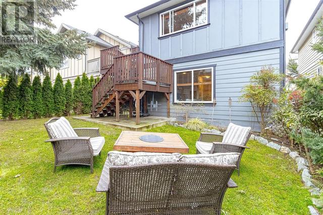 953 Cavalcade Terr, House detached with 5 bedrooms, 3 bathrooms and 2 parking in Langford BC | Image 21