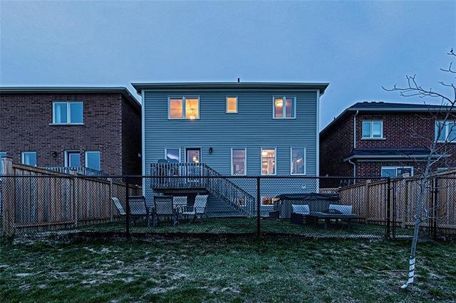 271 Voyager Pass, House detached with 4 bedrooms, 2 bathrooms and 2 parking in Hamilton ON | Image 38