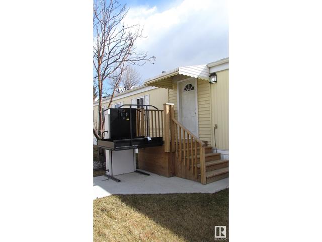 18 - 12604 153 Av Nw, Home with 2 bedrooms, 1 bathrooms and null parking in Edmonton AB | Image 19