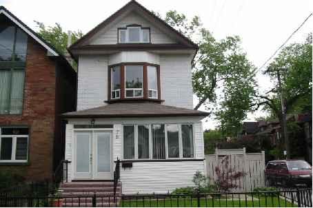 79 First Ave, House detached with 4 bedrooms, 4 bathrooms and 4 parking in Toronto ON | Image 1