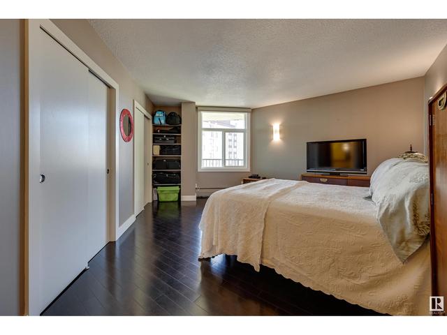 1104 - 11710 100 Av Nw, Condo with 2 bedrooms, 1 bathrooms and 1 parking in Edmonton AB | Image 23