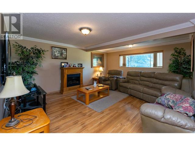 1414 Vella Road, House detached with 3 bedrooms, 3 bathrooms and 14 parking in Columbia Shuswap C BC | Image 29