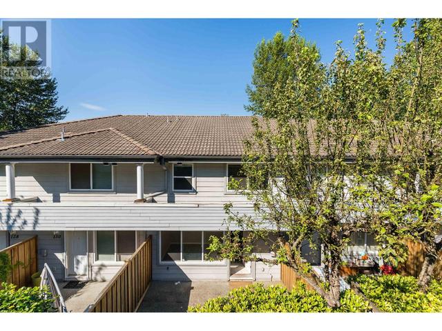 132 Shoreline Circle, House attached with 3 bedrooms, 3 bathrooms and 2 parking in Port Moody BC | Image 1