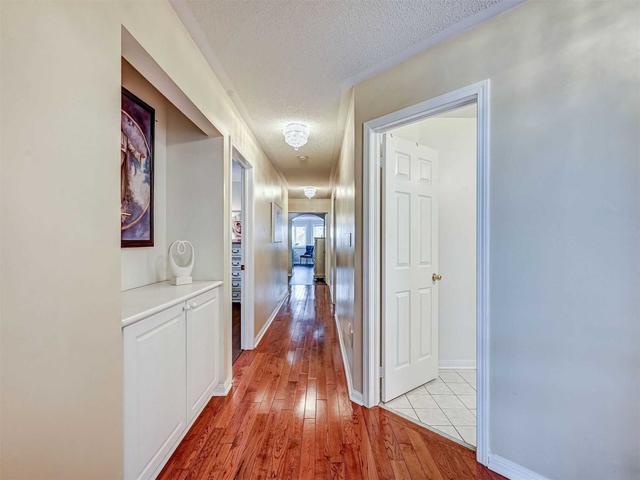 20 Himalaya St, House detached with 4 bedrooms, 6 bathrooms and 6 parking in Brampton ON | Image 13