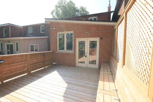Upper - 222 Hillsdale Ave, House detached with 3 bedrooms, 2 bathrooms and 2 parking in Toronto ON | Image 14