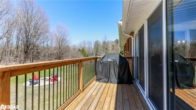 446 Concession 11 Road E, House detached with 3 bedrooms, 2 bathrooms and 14 parking in Tiny ON | Image 8