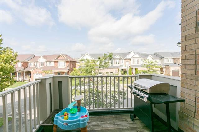 64 Gleave Terr, House attached with 2 bedrooms, 2 bathrooms and 2 parking in Milton ON | Image 12