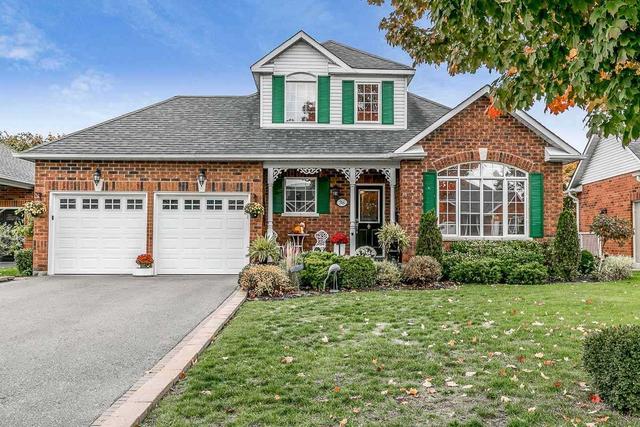 36 Candlelight Crt, House detached with 2 bedrooms, 3 bathrooms and 6 parking in Scugog ON | Card Image
