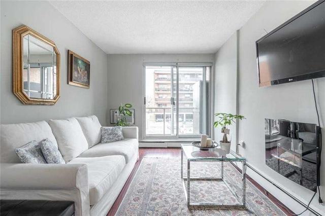 207 - 30 Summit Ave, Condo with 1 bedrooms, 1 bathrooms and 1 parking in Hamilton ON | Image 13