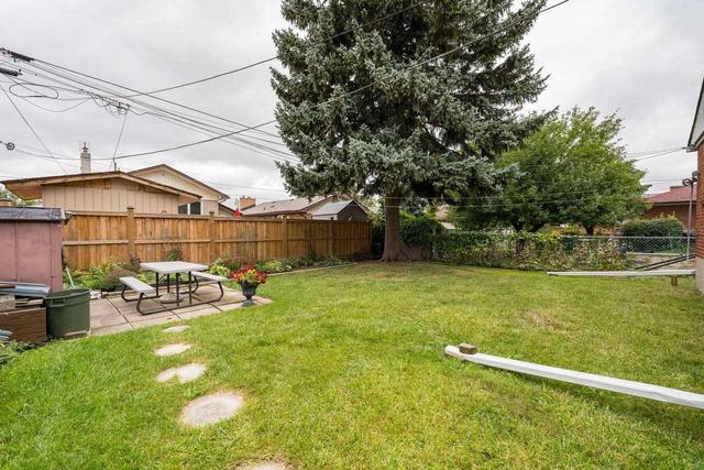 2446 Islington Ave, House detached with 3 bedrooms, 2 bathrooms and 3 parking in Toronto ON | Image 26