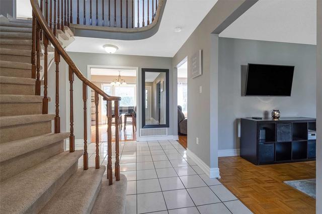 100 Jaffa Dr, House detached with 4 bedrooms, 4 bathrooms and 4 parking in Brampton ON | Image 34