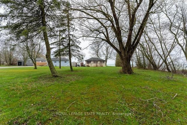 3076 Lakeshore Rd, House detached with 3 bedrooms, 1 bathrooms and 8 parking in Haldimand County ON | Image 8