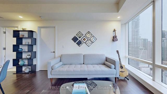 2304 - 180 University Ave, Condo with 1 bedrooms, 1 bathrooms and 1 parking in Toronto ON | Image 11