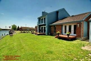 872 Rivait Dr, House detached with 1 bedrooms, 3 bathrooms and 8 parking in Lakeshore ON | Image 3