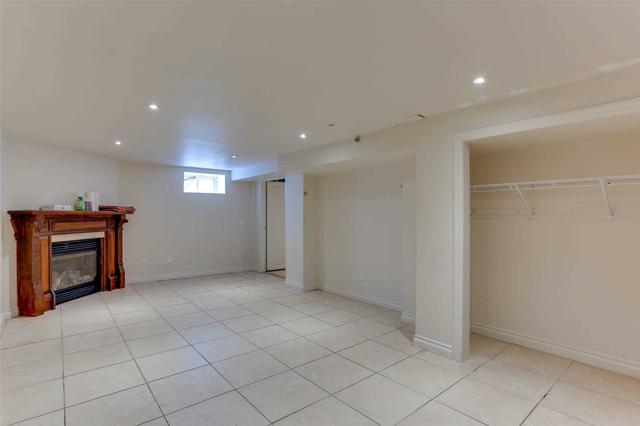 38 Grosvenor St, House detached with 5 bedrooms, 3 bathrooms and 3 parking in London ON | Image 14
