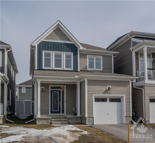 102 Equitation Circle W, House detached with 3 bedrooms, 3 bathrooms and 2 parking in Ottawa ON | Image 1