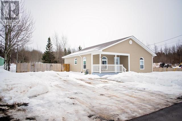 9 Hancock's Lane, House detached with 3 bedrooms, 2 bathrooms and null parking in Botwood NL | Image 1