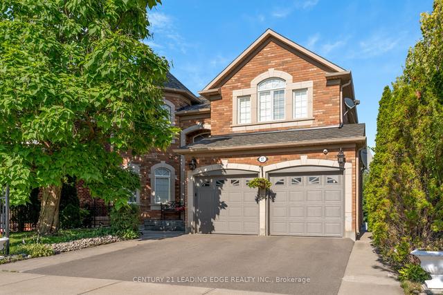 37 Red Cardinal Tr, House detached with 4 bedrooms, 4 bathrooms and 4 parking in Richmond Hill ON | Image 12
