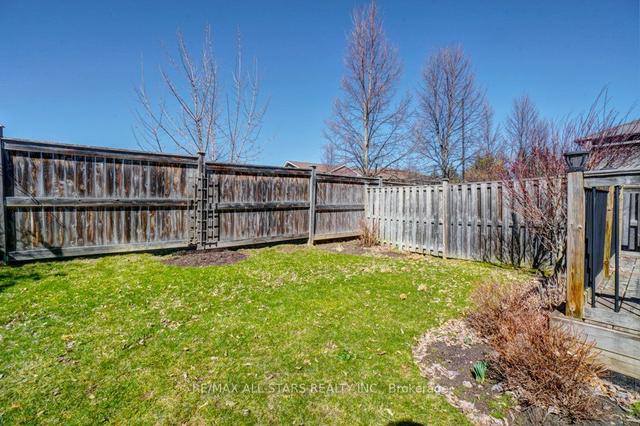 23 Geo Izatt Dr, House attached with 2 bedrooms, 2 bathrooms and 4 parking in Uxbridge ON | Image 32