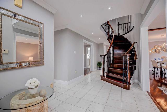 1242 White Clover Way, House detached with 4 bedrooms, 4 bathrooms and 5 parking in Mississauga ON | Image 36