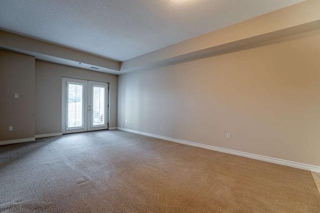 102 - 391 Plains Rd E, Condo with 2 bedrooms, 2 bathrooms and 1 parking in Burlington ON | Image 3