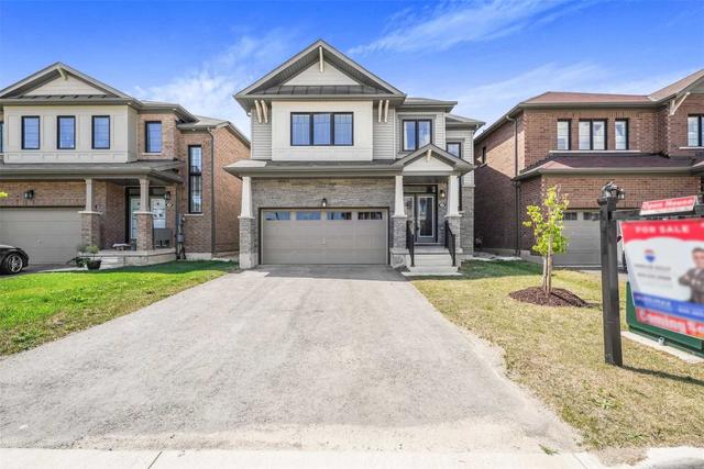 32 Cactus Cres, House detached with 4 bedrooms, 3 bathrooms and 4 parking in Hamilton ON | Image 1