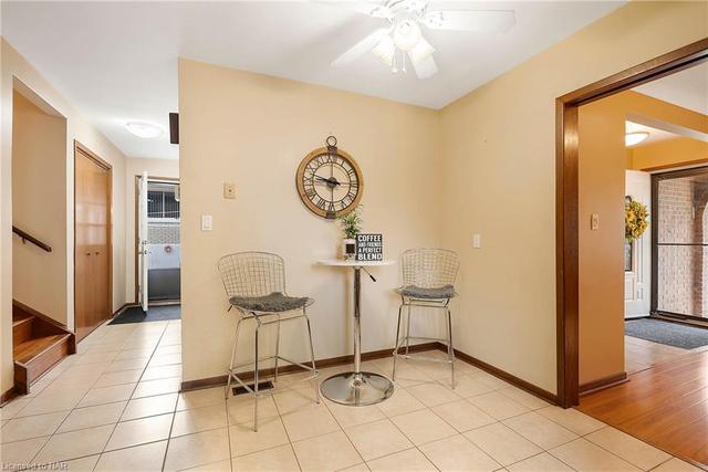 22 Via Dell Monte Drive, House detached with 3 bedrooms, 2 bathrooms and 5 parking in St. Catharines ON | Image 15