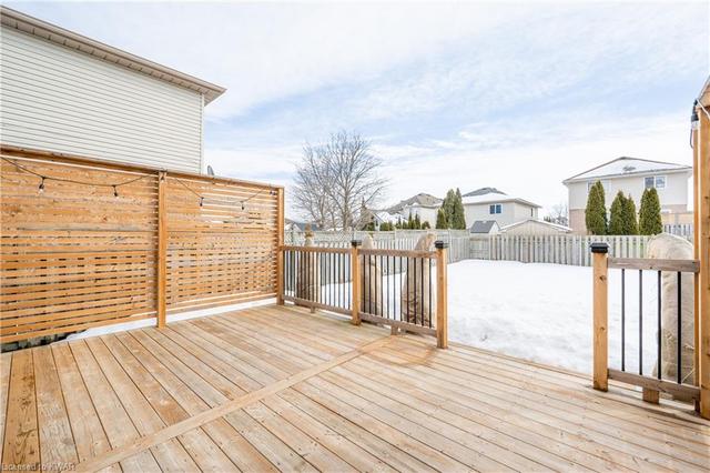 193 Grey Fox Drive, House detached with 3 bedrooms, 1 bathrooms and 3 parking in Kitchener ON | Image 25