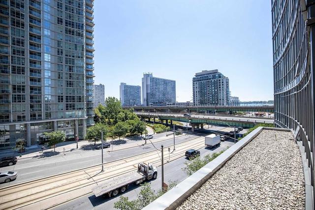 308 - 11 Brunel Crt, Condo with 1 bedrooms, 1 bathrooms and 1 parking in Toronto ON | Image 15
