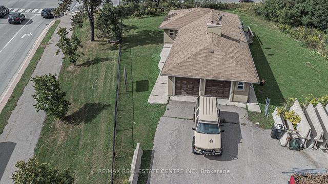 3024 Countryside Dr, House detached with 3 bedrooms, 3 bathrooms and 8 parking in Brampton ON | Image 22