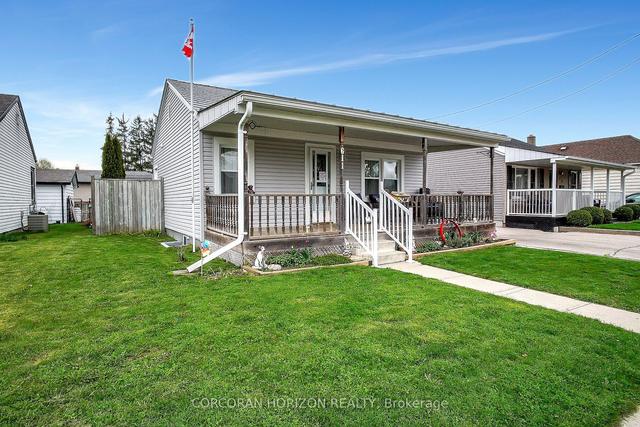 611 Garden St, House detached with 2 bedrooms, 1 bathrooms and 4 parking in Cambridge ON | Image 23