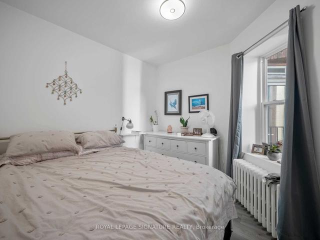 2243 Dundas St W, House attached with 4 bedrooms, 4 bathrooms and 2 parking in Toronto ON | Image 5
