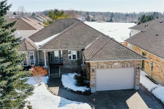 155 Foxboro Drive, House detached with 3 bedrooms, 3 bathrooms and null parking in Wilmot ON | Image 2