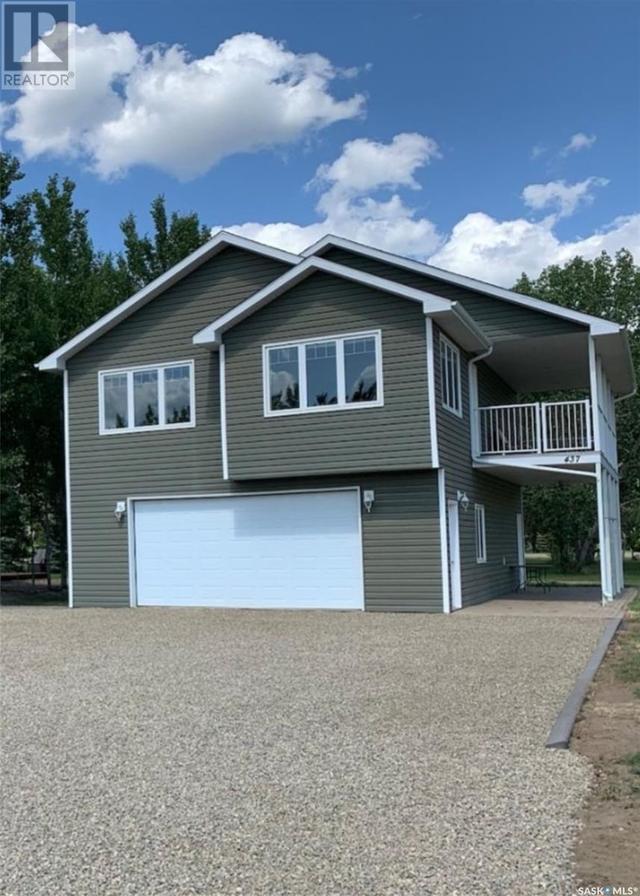 437 Vivian Bay, House detached with 2 bedrooms, 2 bathrooms and null parking in Coteau No. 255 SK | Image 2