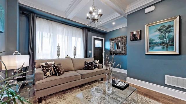179 Gilbert Ave, House detached with 3 bedrooms, 4 bathrooms and 1 parking in Toronto ON | Image 34