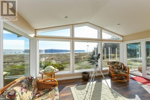 501 Arbutus Bay Rd, House detached with 3 bedrooms, 3 bathrooms and 10 parking in Comox Valley A BC | Image 48