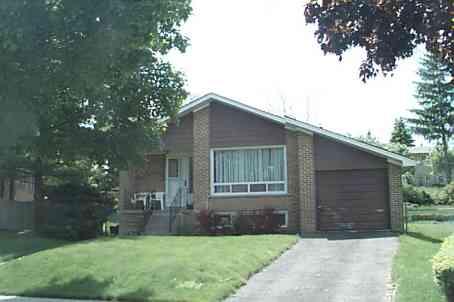 2 Windover Dr, House detached with 3 bedrooms, 2 bathrooms and 1 parking in Georgina ON | Image 1