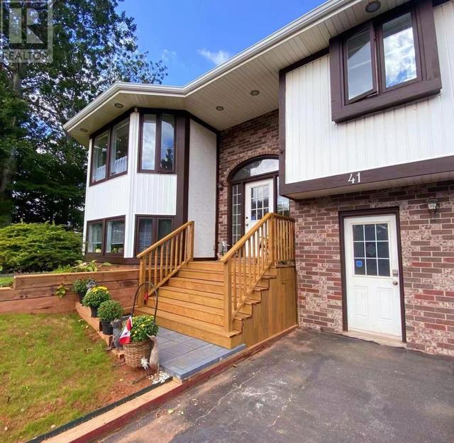 41 Forest Drive, House detached with 4 bedrooms, 2 bathrooms and null parking in Charlottetown PE | Image 2